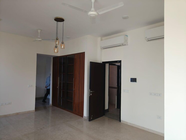 Room, tata-primanti-villas 4 Bedroom 6105 Sq.Ft. Apartment In Sector 72 Gurgaon 9743824