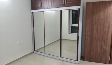 Room in 1 BHK Apartment at Bhartiya City Nikoo Homes 4, Thanisandra Main Road – for Rent