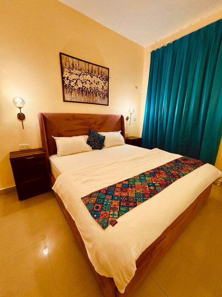 Bedroom, ansal-celebrity-meadows 3.5 Bedroom 2015 Sq.Ft. Apartment In Sushant Golf City Lucknow 9743924