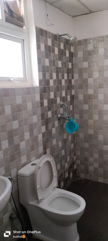 Bathroom in 2 BHK Apartment at Ansal Celebrity Meadows, Sushant Golf City – for Rent