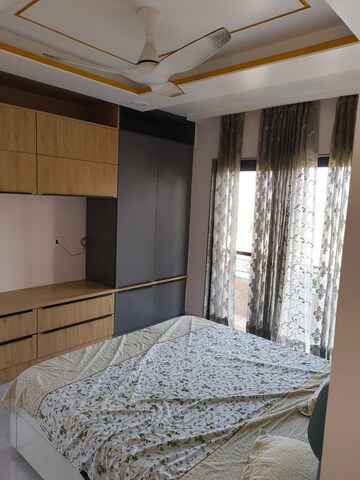 Bedroom in 2 BHK Apartment at Highland Park Chandigarh, Bhabat – for Rent