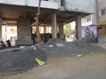 Parking in 3 BHK Builder Floor at Rameshwar Nagar – for Sale