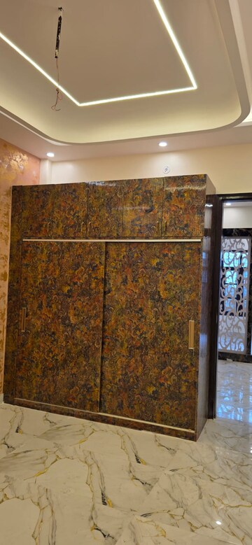 Furnished Amenities in 2 BHK Independent House at Gomti Nagar – for Rent