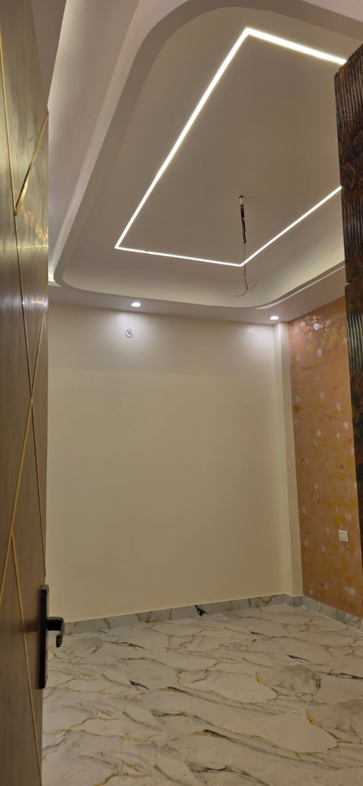 Room, gomti nagar 2 Bedroom 1200 Sq.Ft. Independent House In Gomti Nagar Lucknow 9743998