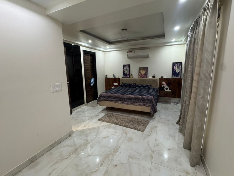 Bedroom, ansal-api-esencia 3 Bedroom 2200 Sq.Ft. Builder Floor In Sector 67 Gurgaon 9744061