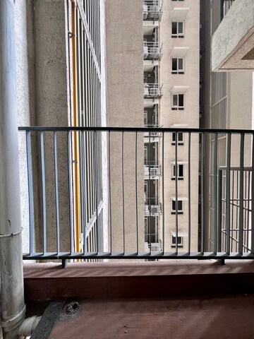 Building Lobby in 2 BHK Apartment at Indiabulls One Indiabulls, Pokhran Road No Two – for Rent