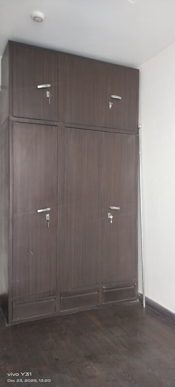 Furnished Amenities in 3 BHK Apartment at Mahagun Mywoods, Sector 16c Greater Noida – for Rent