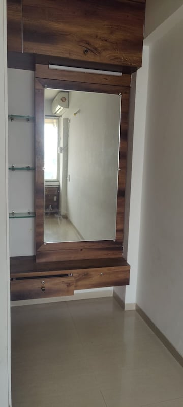 Room in 2 BHK Apartment at Bora Ville, Kharadi – for Sale