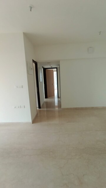 Room in 2 BHK Apartment at Lodha New Cuffe Parade, Wadala – for Rent