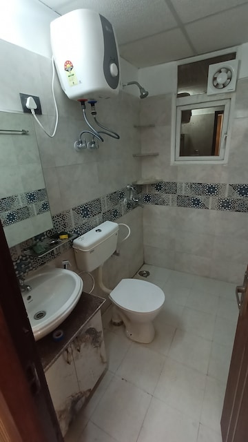 Bathroom in 2 BHK Apartment at Signature Global Prime, Sector 63a – for Rent