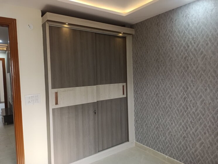Balcony, baba colony 3 Bedroom 1035 Sq.Ft. Builder Floor In Baba Colony Delhi 9744286