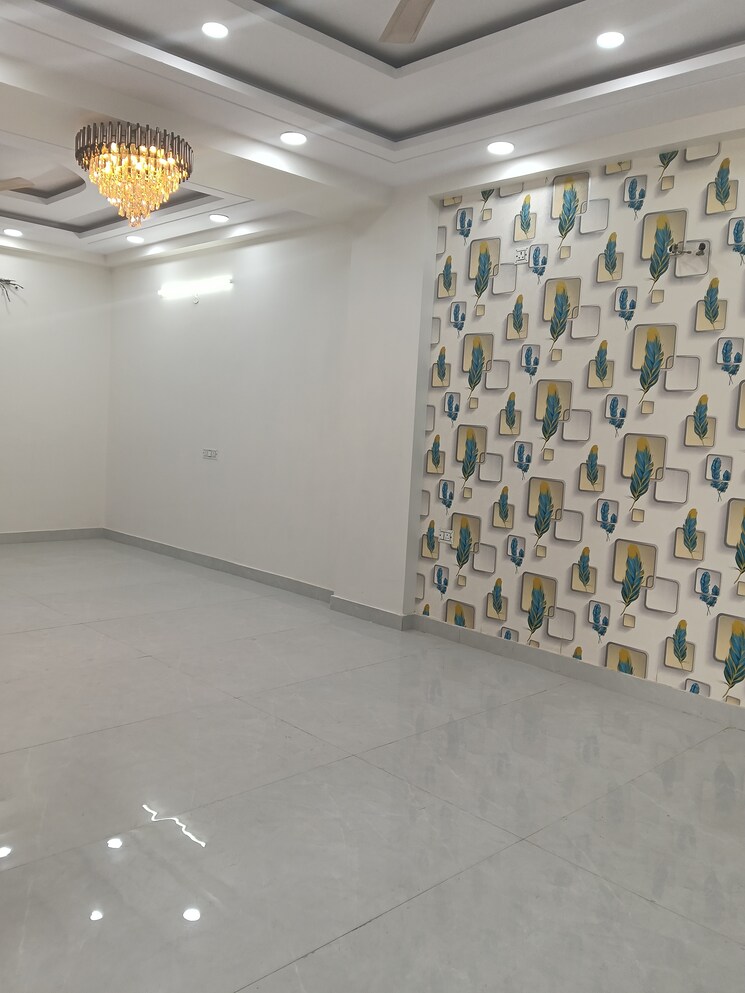 Room, rajendra nagar sector 2 4 Bedroom 225 Sq.Yd. Builder Floor In Rajendra Nagar Sector 2 Ghaziabad 9744308