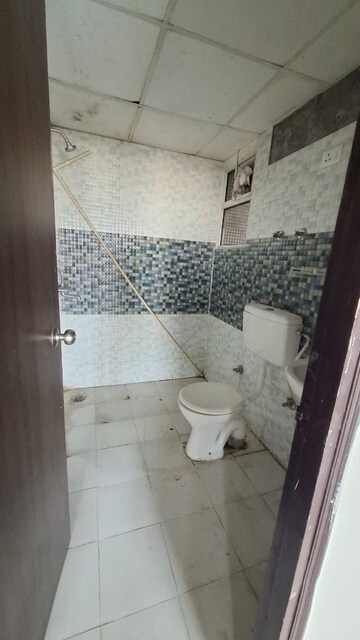 Bathroom in 2 BHK Apartment at Signature Global Andour Height, Sector 71 – for Rent