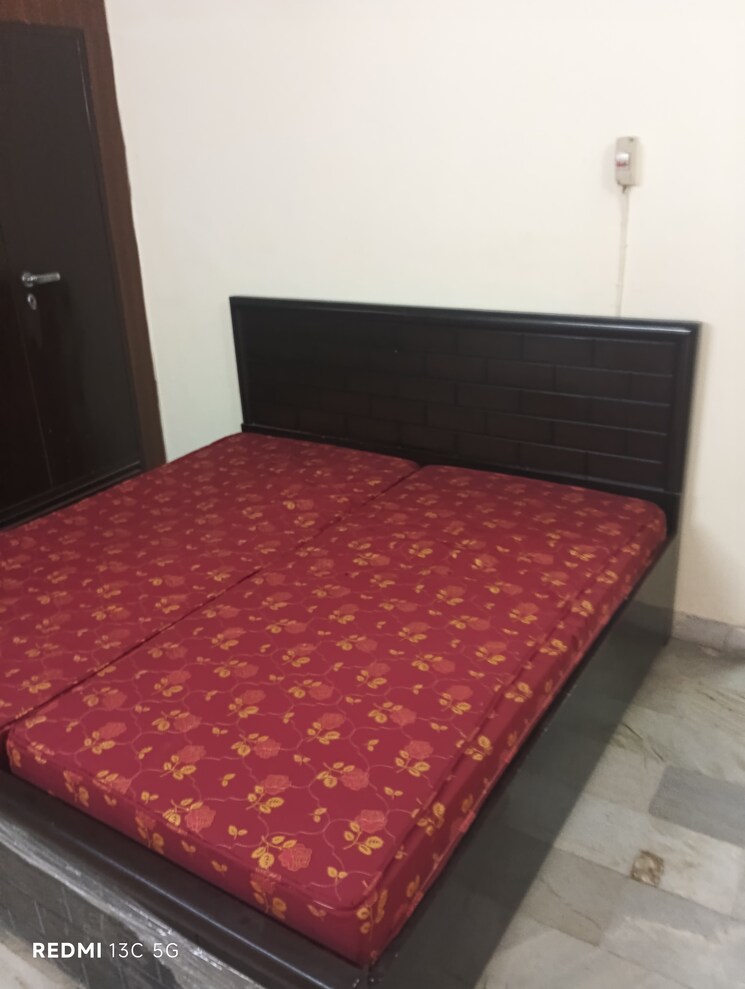 Bedroom, lajpat nagar ii 2 Bedroom 900 Sq.Ft. Builder Floor In Lajpat Nagar ii Delhi 9744350
