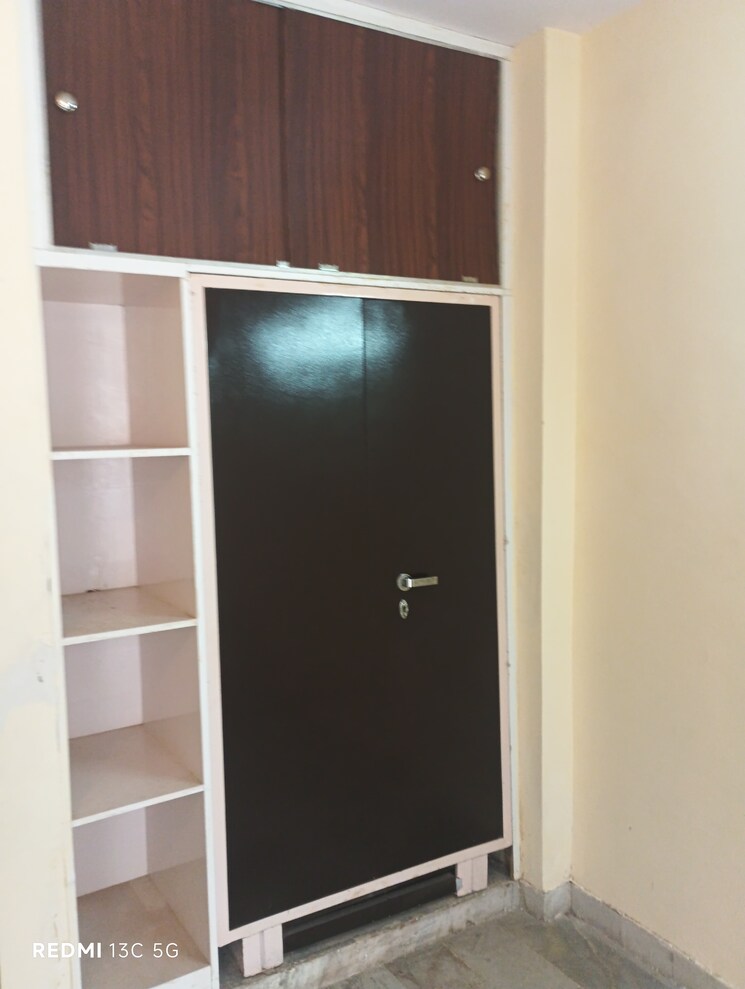 undefined, lajpat nagar ii 2 Bedroom 900 Sq.Ft. Builder Floor In Lajpat Nagar ii Delhi 9744350