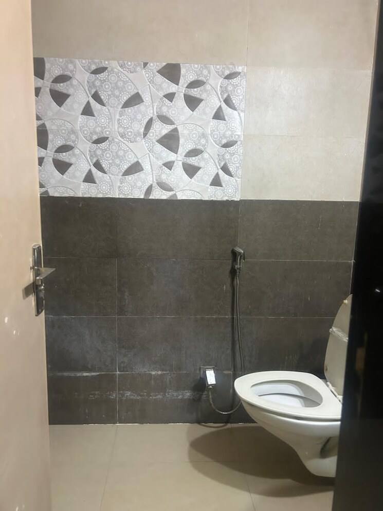 Bathroom, ajmera-bhakti-park-sector-i-and-ii 1 Bedroom 512 Sq.Ft. Apartment In Bhakti Park Mumbai 9744355