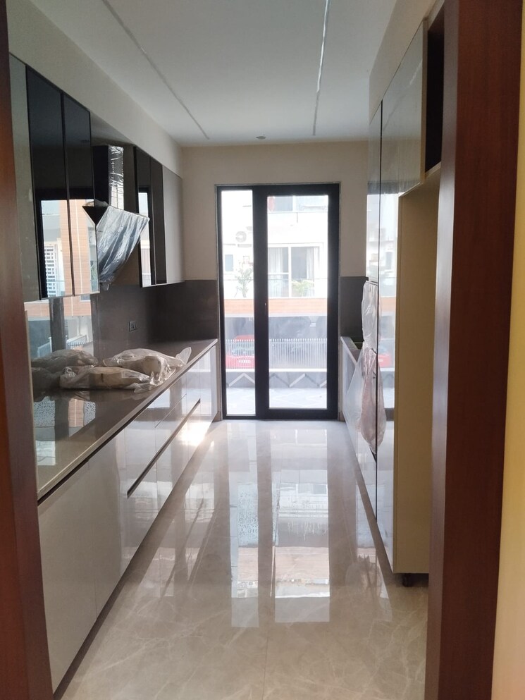 undefined, unitech-deerwood-chase 4 Bedroom 2700 Sq.Ft. Builder Floor In Nirvana Country Gurgaon 9744462