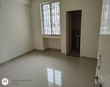 Room in 4 BHK Apartment at Paras Emperor, Bawadia Kalan – for Sale