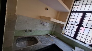Bathroom in 1.5 BHK Apartment at Sector 10 Greater Noida – for Sale