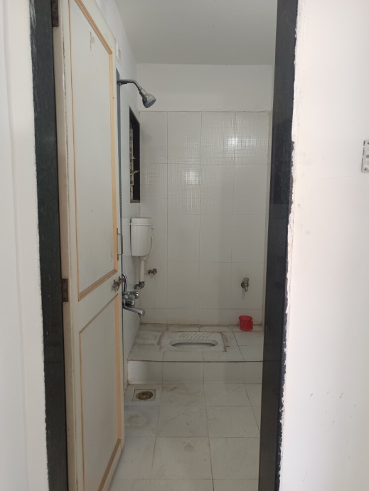 Bathroom, kalpana-homes 2 Bedroom 980 Sq.Ft. Apartment In Wanowrie Pune 9744827