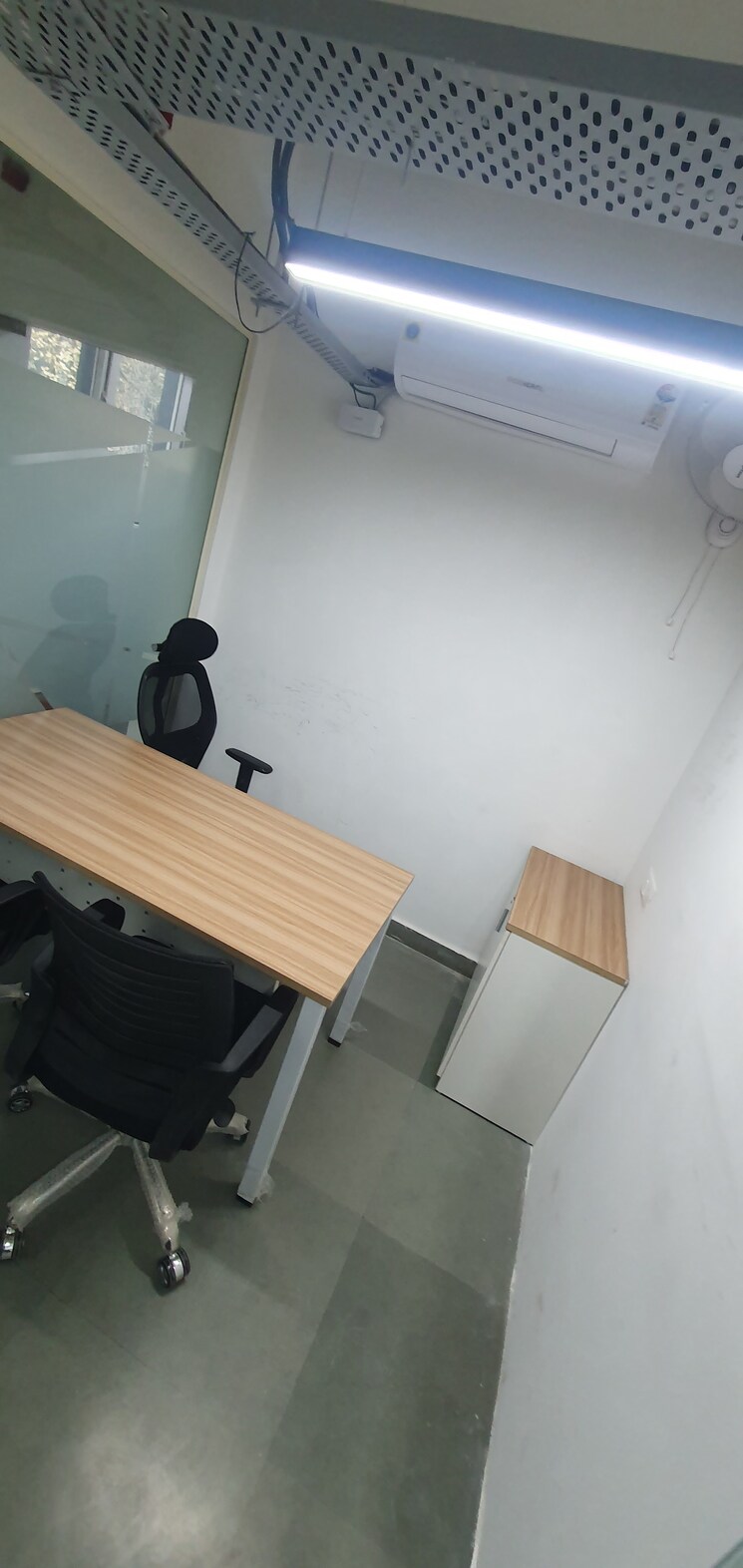 Team Area, sector 2 Commercial Office Space 500 Sq.Ft. In Sector 2 Noida 9744865