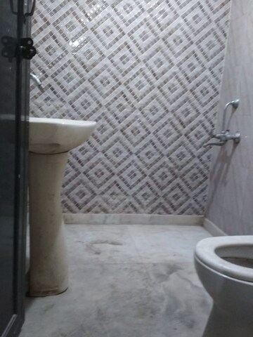 Bathroom in 1 BHK Builder Floor at Neb Sarai – for Rent