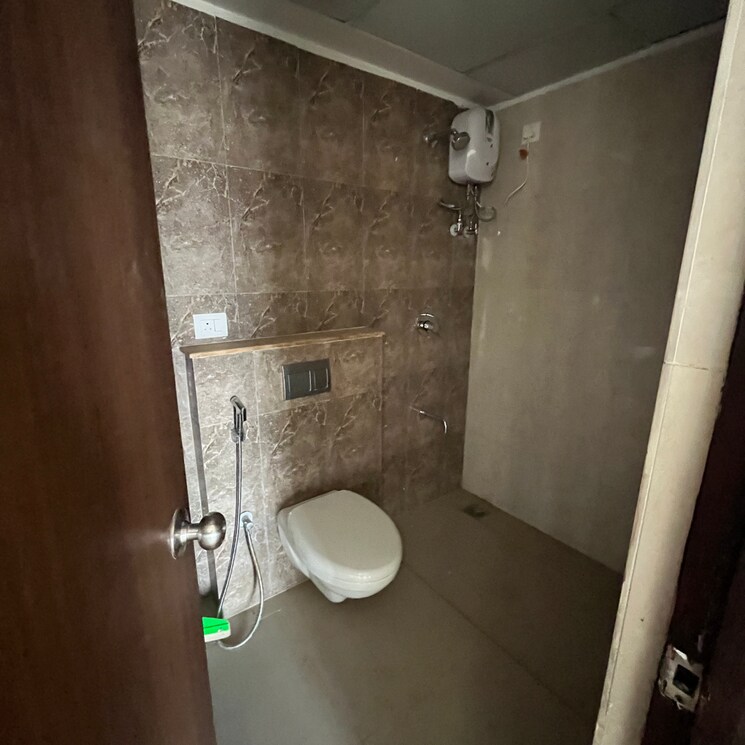 Attached Bathroom, lodha-palava-aquaville-series-marvella-b-c-d-e-f-g 2 Bedroom 526 Sq.Ft. Apartment In Katai Village Thane 9745054