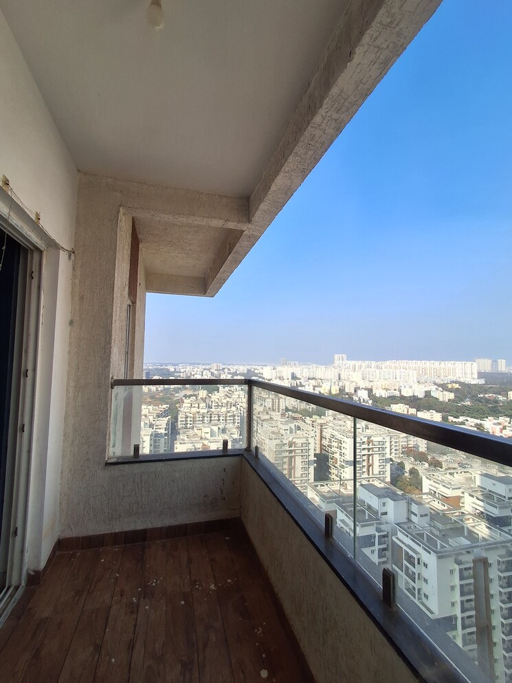 Balcony, honer-vivantis 2 Bedroom 1290 Sq.Ft. Apartment In Gopanpally Hyderabad 9745564