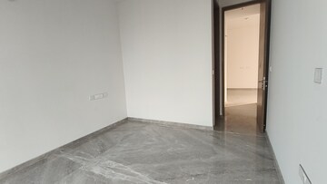 2 BHK Apartment For Rent in Eden Hall Worli, Worli