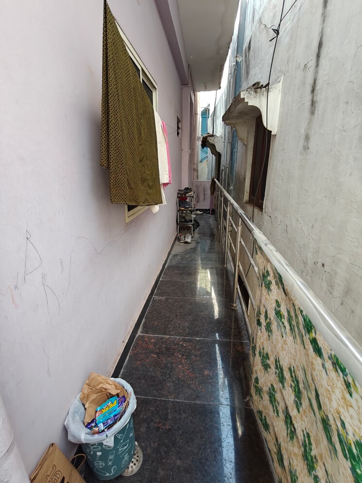 Balcony, keerthi-park-view-moti-nagar 1 Bedroom 500 Sq.Ft. Independent House In Moti Nagar Hyderabad 9745605