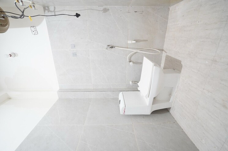 Bathroom, sector 116 Pg For Boys & Girls In Sector 116 9745698