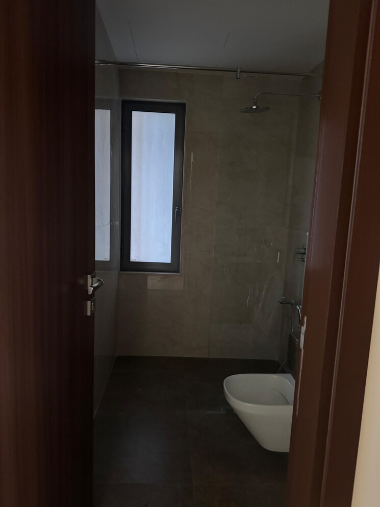 Bathroom, piramal-mahalaxmi 3 Bedroom 1050 Sq.Ft. Apartment In Mahalaxmi Mumbai 9745679