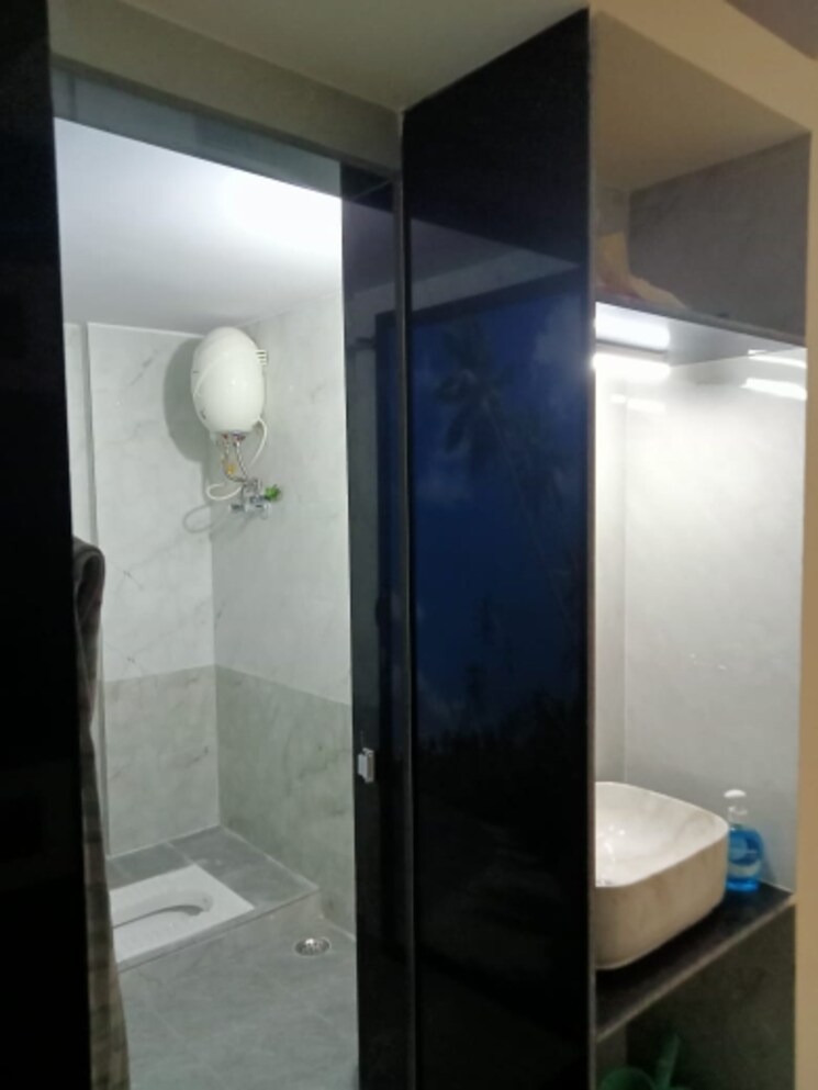 Bathroom, amit-chs-lokmanya-nagar 3 Bedroom 1500 Sq.Ft. Villa In Lokmanya Nagar Thane 9746099