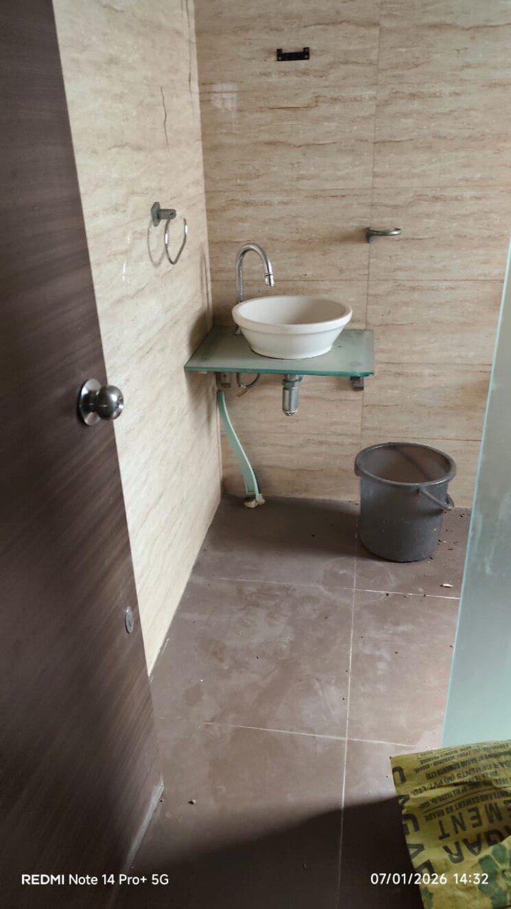 Bathroom, arvind-kunj 2 Bedroom 800 Sq.Ft. Apartment In Tardeo Mumbai 9746059