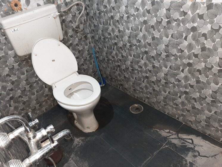 Bathroom, chandrama-residency 2 Bedroom 980 Sq.Ft. Apartment In Sinhagad Road Pune 9745955