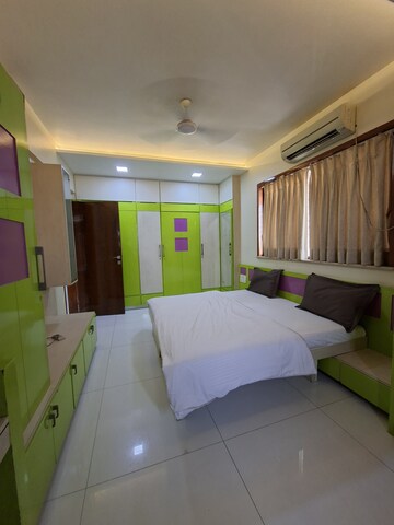 Master Bedroom in 4 BHK Penthouse at Kharghar Landmark CHS, Kharghar – for Rent