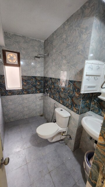 Bathroom in 6+ BHK Builder Floor at Sector 100 – for Rent