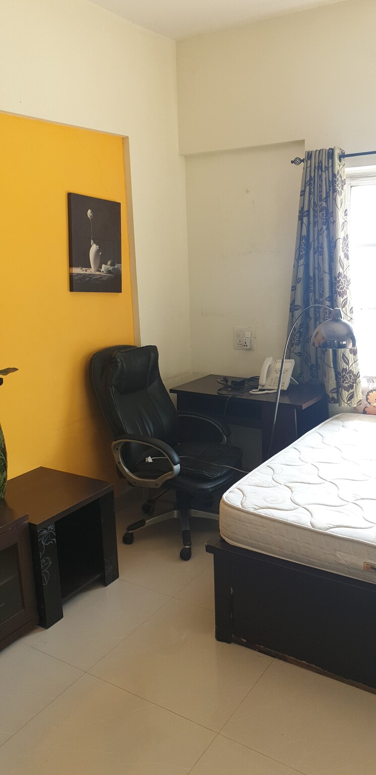 Team Area, amanora-metro-tower Studio 465 Sq.Ft. Apartment In Hadapsar Pune 9746300