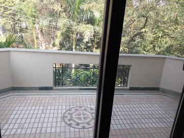 Balcony in 6+ BHK Villa at Sector 117 – for Rent