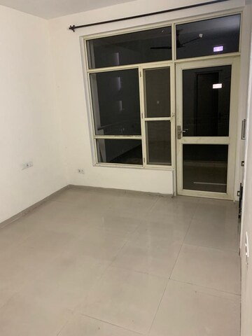 3 BHK Apartment For Rent in Green Valley Residencia, Ghazipur