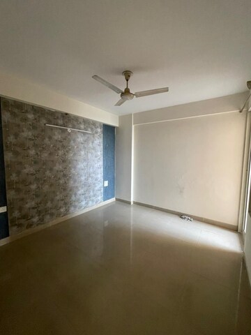 Room in 3 BHK Apartment at Mittal Rajnagar Residency, Raj Nagar Extension – for Rent
