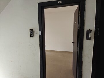 Room in 3 BHK Apartment at Camelot Society, Viman Nagar – for Rent