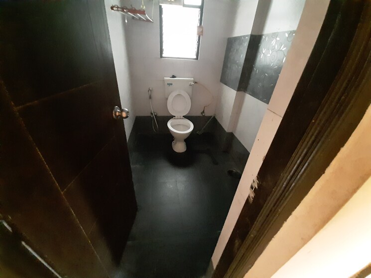 Bathroom, ganga-paritosh 2 Bedroom 900 Sq.Ft. Apartment In Vadgaon Budruk Pune 9746608