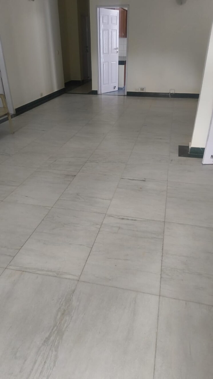 Room, nirvana country 3 Bedroom 500 Sq.Yd. Villa In Nirvana Country Gurgaon 9746590