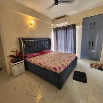 3.5 BHK Apartment For Rent in The Golden Gate, Mahurali