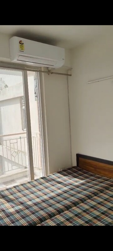 Building Lobby in 1 BHK Apartment at Shree Vardhman Green Court, Sector 90 – for Rent