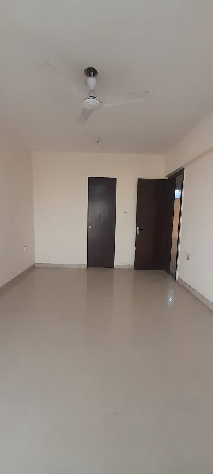 Room, pachpedi naka 3 Bedroom 1950 Sq.Ft. Apartment In Pachpedi Naka Raipur 9747176