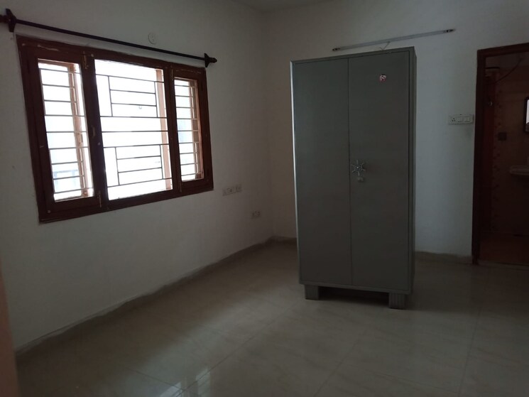 Room, patels-golf-links 3 Bedroom 1930 Sq.Ft. Apartment In Yapral Hyderabad 9747253