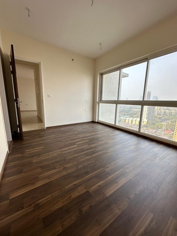 Room, lnt-crescent-bay-t3 2 Bedroom 788 Sq.Ft. Apartment In Parel Mumbai 9747246