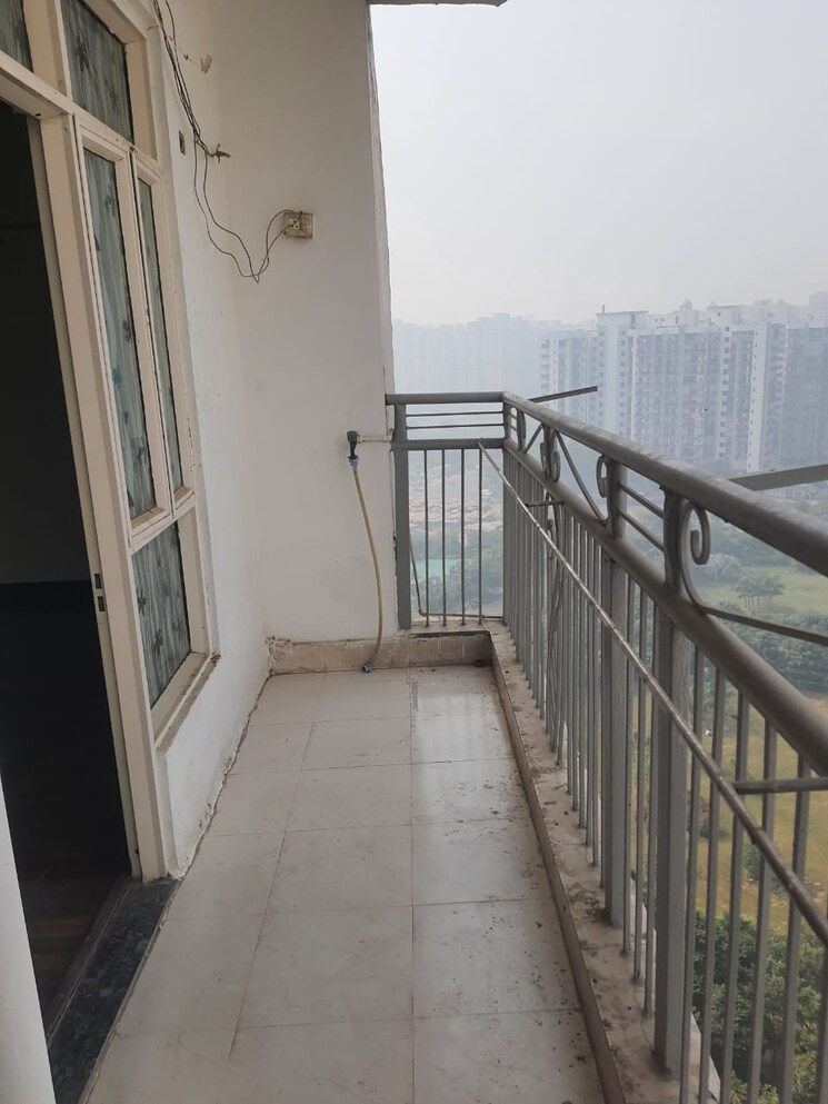 Balcony, prateek-wisteria 3 Bedroom 1385 Sq.Ft. Apartment In Sector 77 Noida 9747354